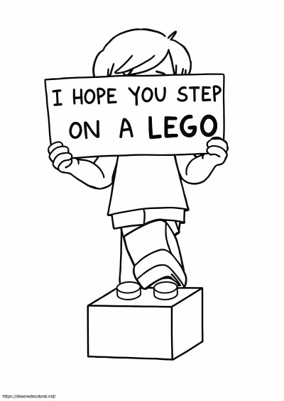 Sper că calci pe un lego